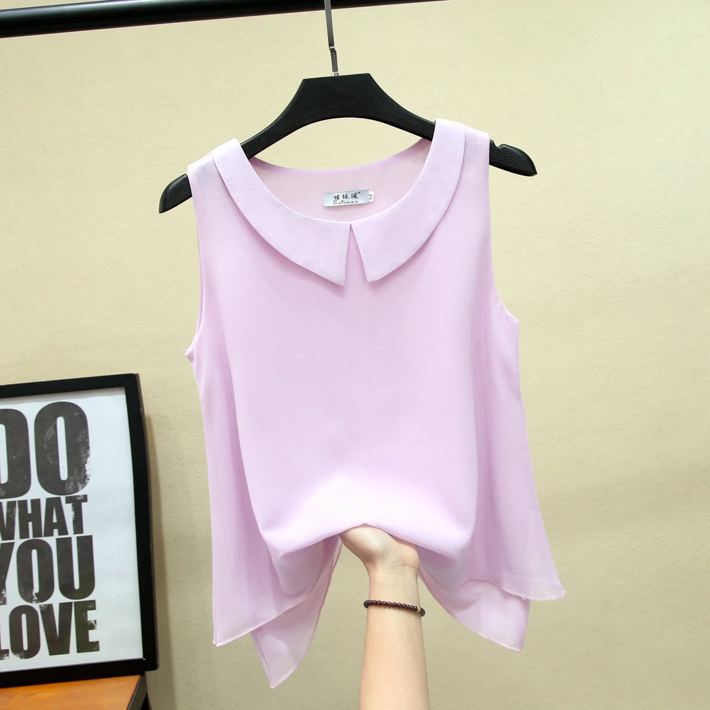 Sleeveless Round Neck Shirt